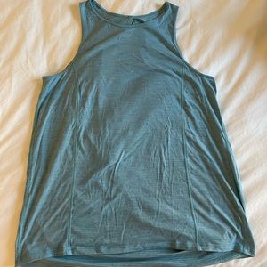 Lululemon tank! Size 4. Cute open back!!